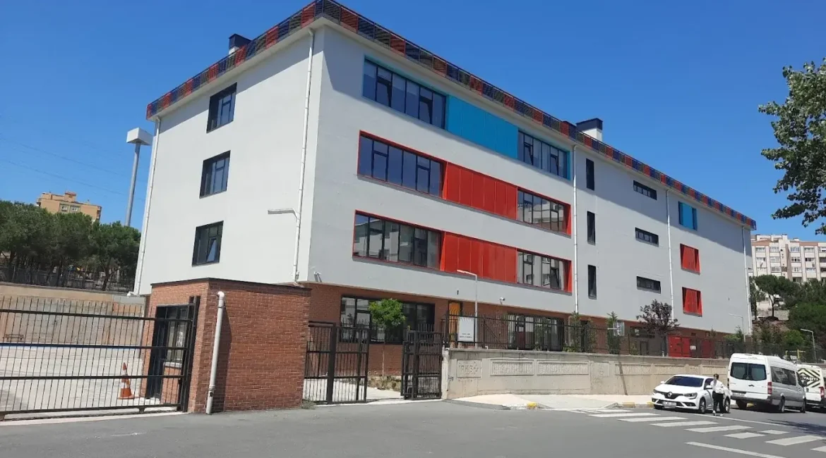 Pendik Mahir İz İlkokulu 1